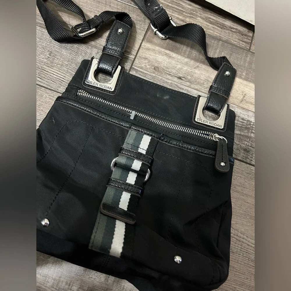 Tyler Rodan black and grey Cross body purse bag